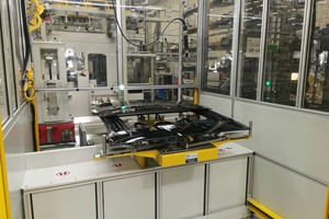 Automatyczne stanowisko do obrotu dachu współpracujące z robotem FANUC - 21