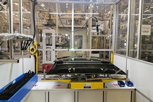 Automatyczne stanowisko do obrotu dachu współpracujące z robotem FANUC - 23