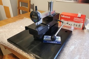 Przyrząd do pomiaru grubości płyt akumulatorowych - 4