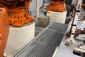 Podesty serwisowe w stacjach zrobotyzowanych  - 18