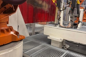 Podesty serwisowe w stacjach zrobotyzowanych  - 10