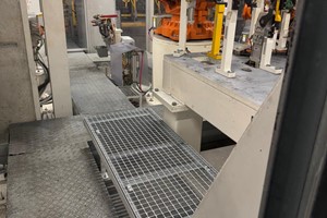 Podesty serwisowe w stacjach zrobotyzowanych  - 5