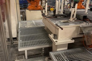 Podesty serwisowe w stacjach zrobotyzowanych  - 4